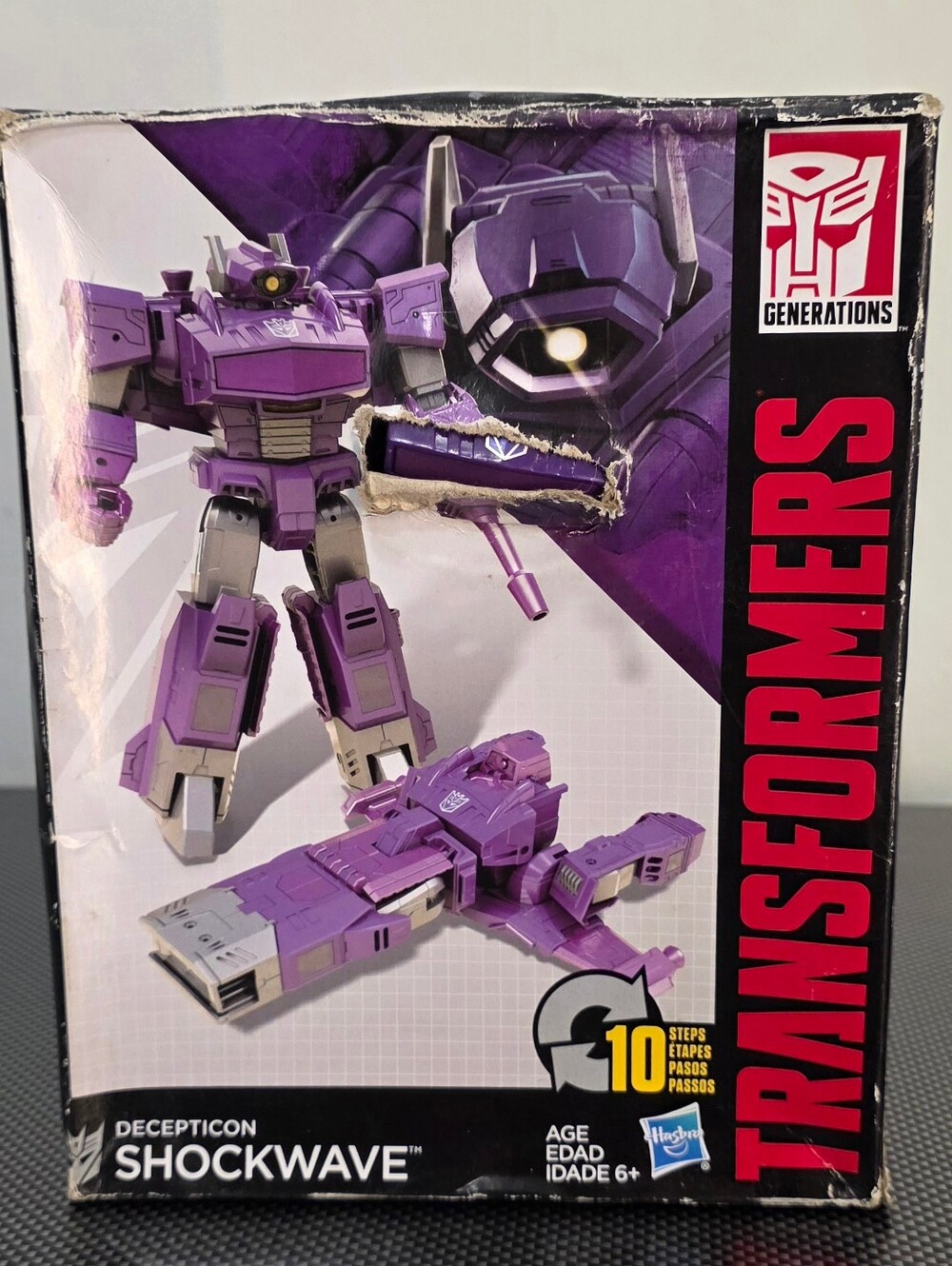 Transformers Generations Exclusive Cyber Battalion Class Shockwave Figure